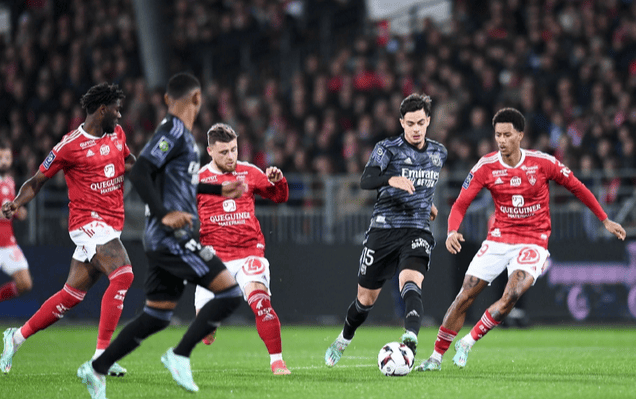 周日025 法甲 里昂VS巴黎FC，赛事分析预测